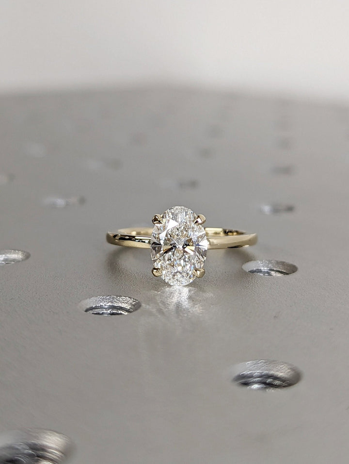 oval cut engagement jewelry for women