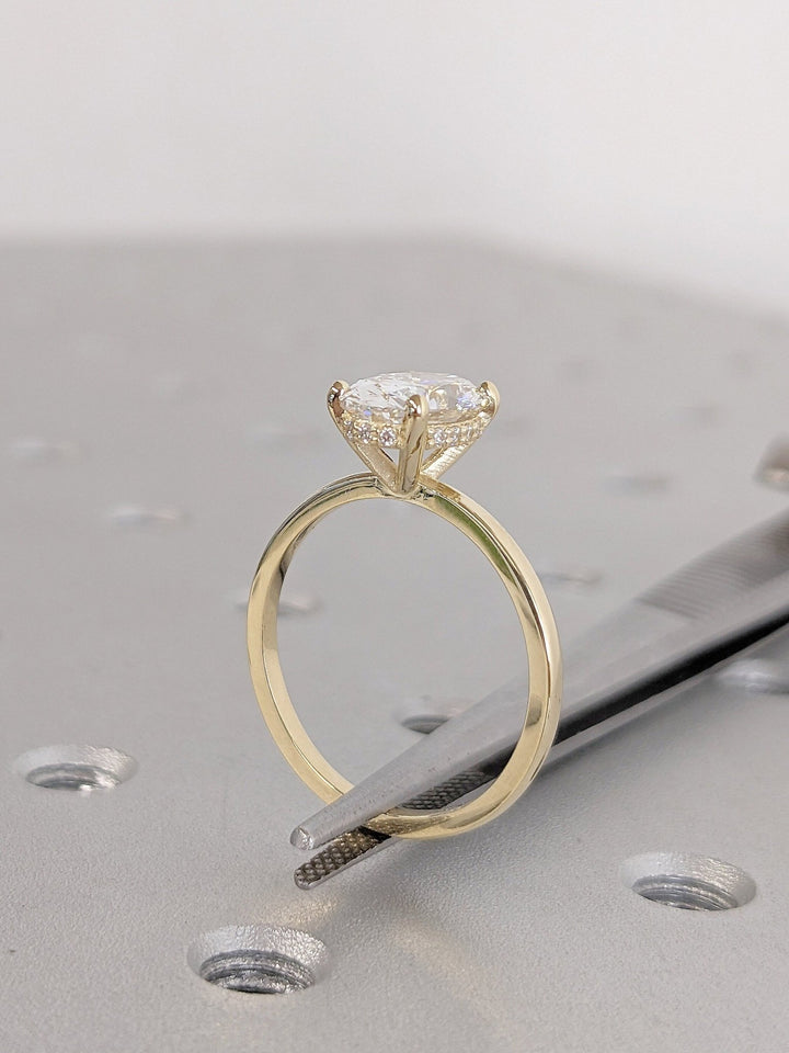oval cut luxury jewelry,