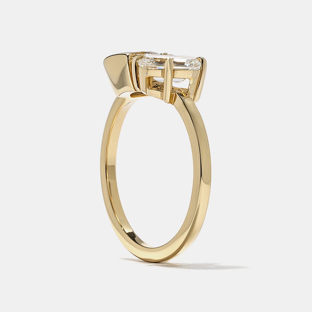 oval lab diamond ring, emerald lab grown diamond ring, oval lab grown diamond ring, toi et moi lab diamond ring, premium lab created diamond ring, fine lab grown jewelry