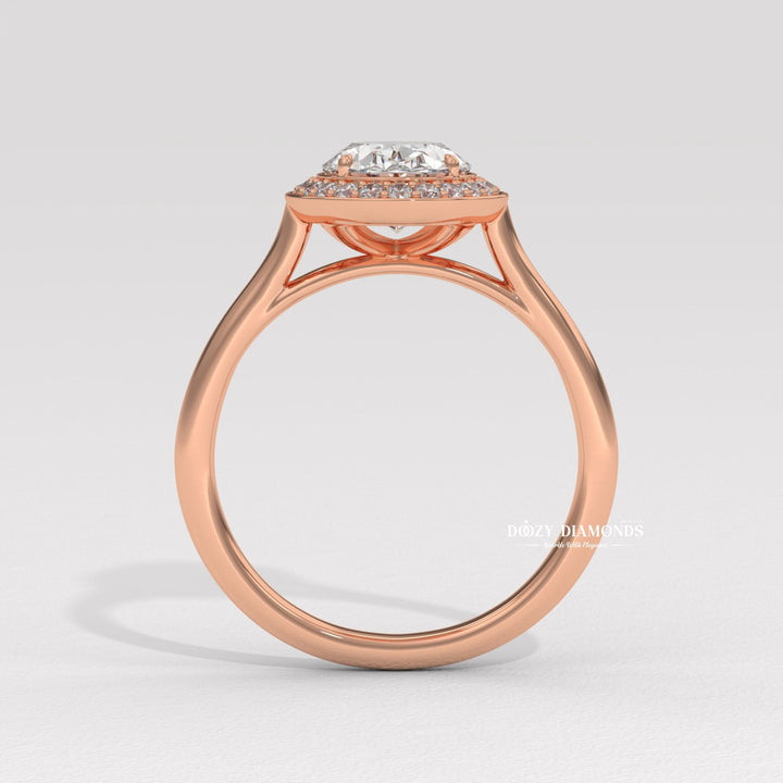 oval solitaire diamond ring, luxury bridal jewelry, oval diamond wedding jewelry, elegant oval ring, modern oval engagement ring, oval diamond bridal ring, oval diamond proposal ring.