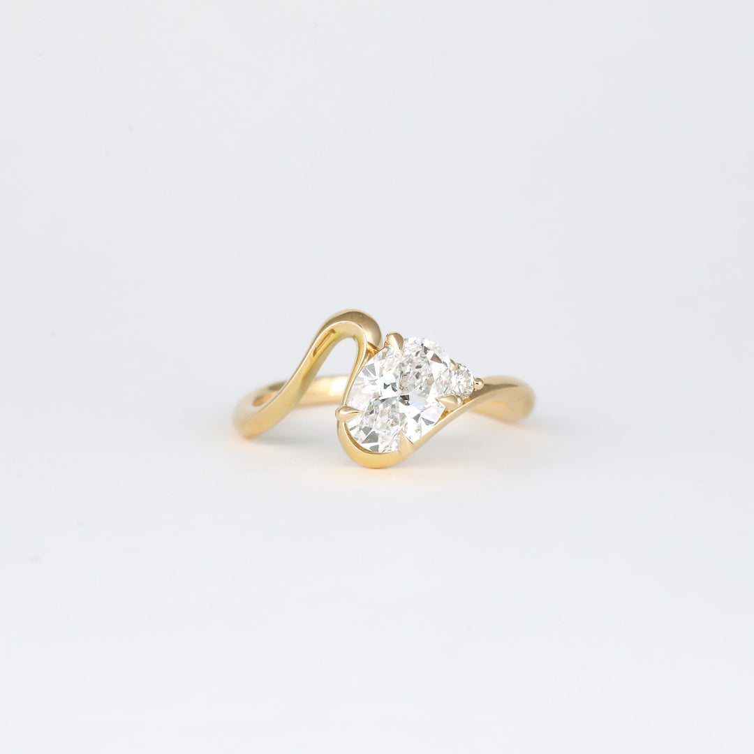 wedding jewelry, luxury jewelry gift, modern romance ring, artisan engagement ring, handcrafted luxury ring, premium bridal jewelry, luxury romance jewelry, bridal keepsake ring,