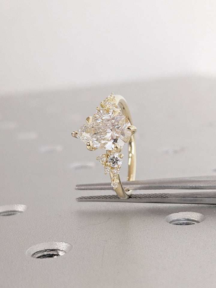 contemporary bridal ring,