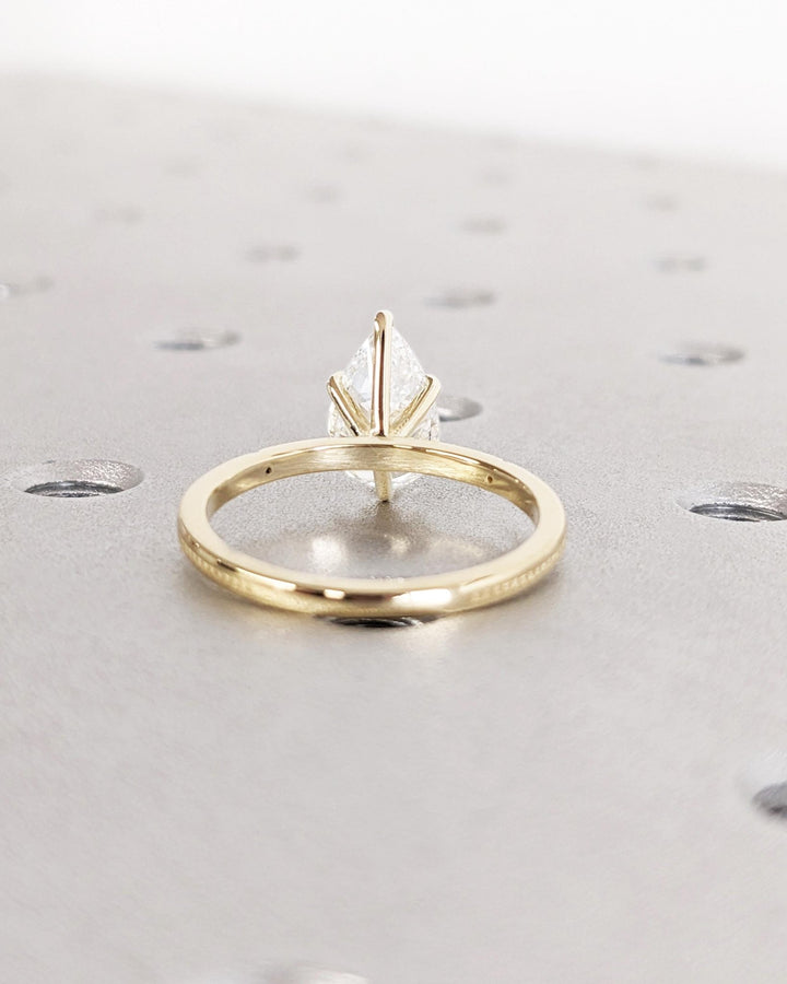 luxury engagement jewelry