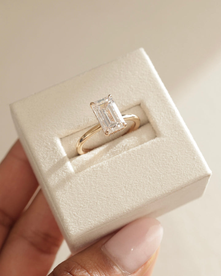 fine jewelry hidden halo setting, diamond hidden halo mounting, concealed diamond halo mounting, under gallery halo setting, hidden gallery halo setting, gallery halo setting, open gallery hidden halo