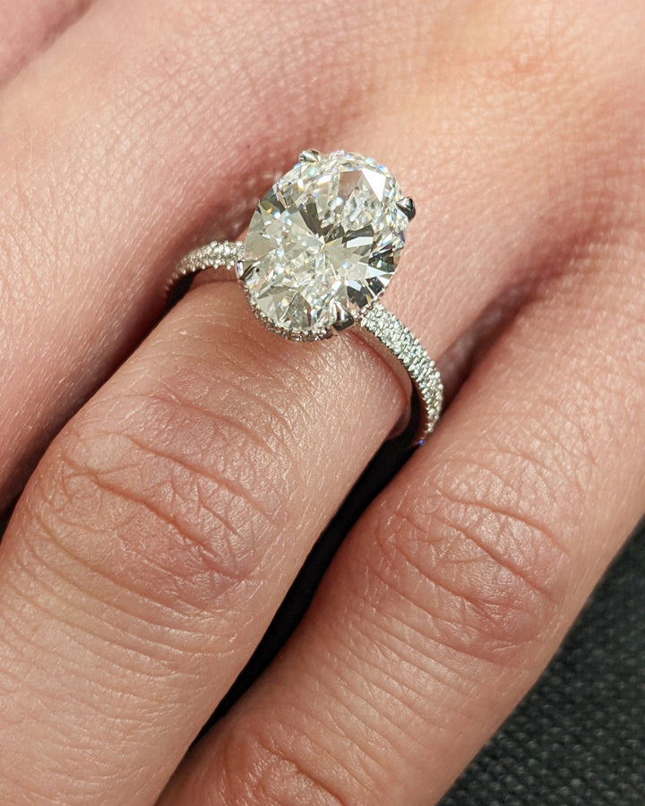 diamond ring with micro pave band