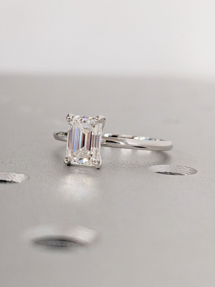 dazzling emerald cut diamond,