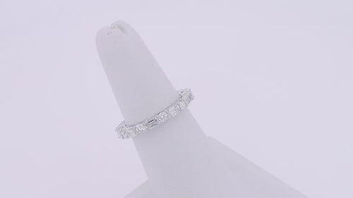 Emerald & Round DE-VS1 Lab Grown Diamond Eternity Band