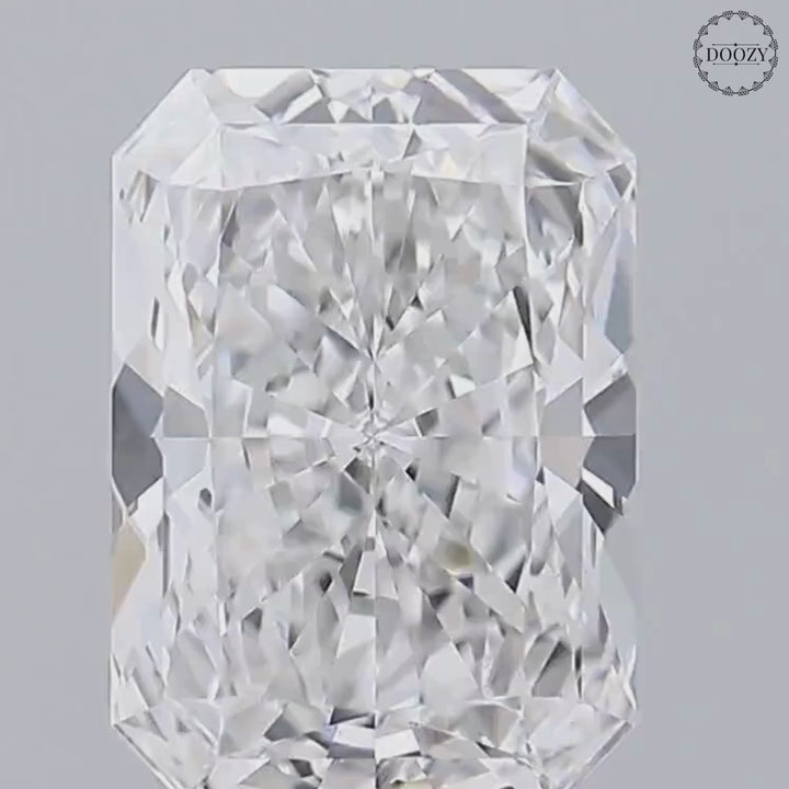 3.0CT Radiant Cut Lab-Grown Diamond