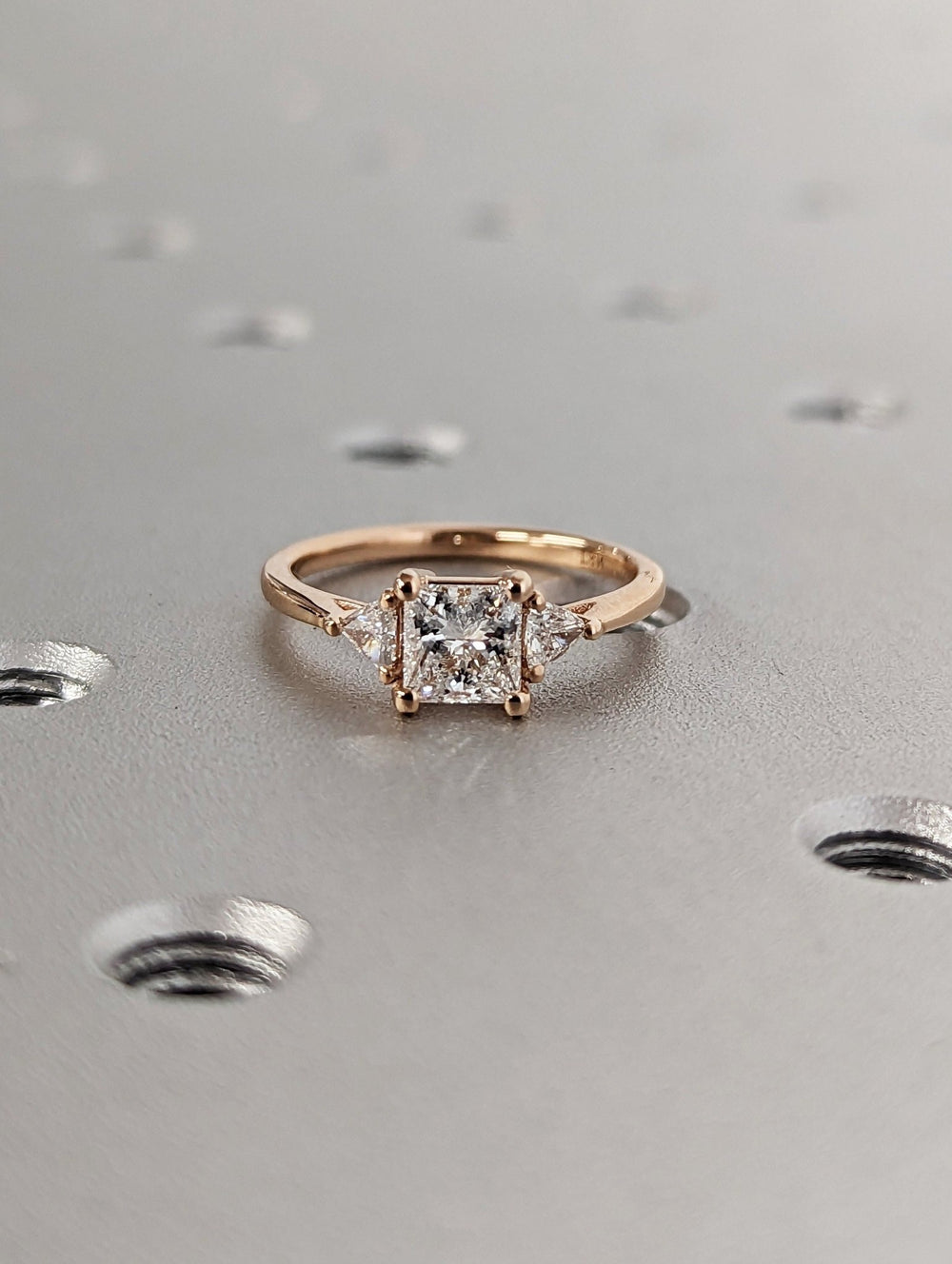 diamond ring for fiancee,