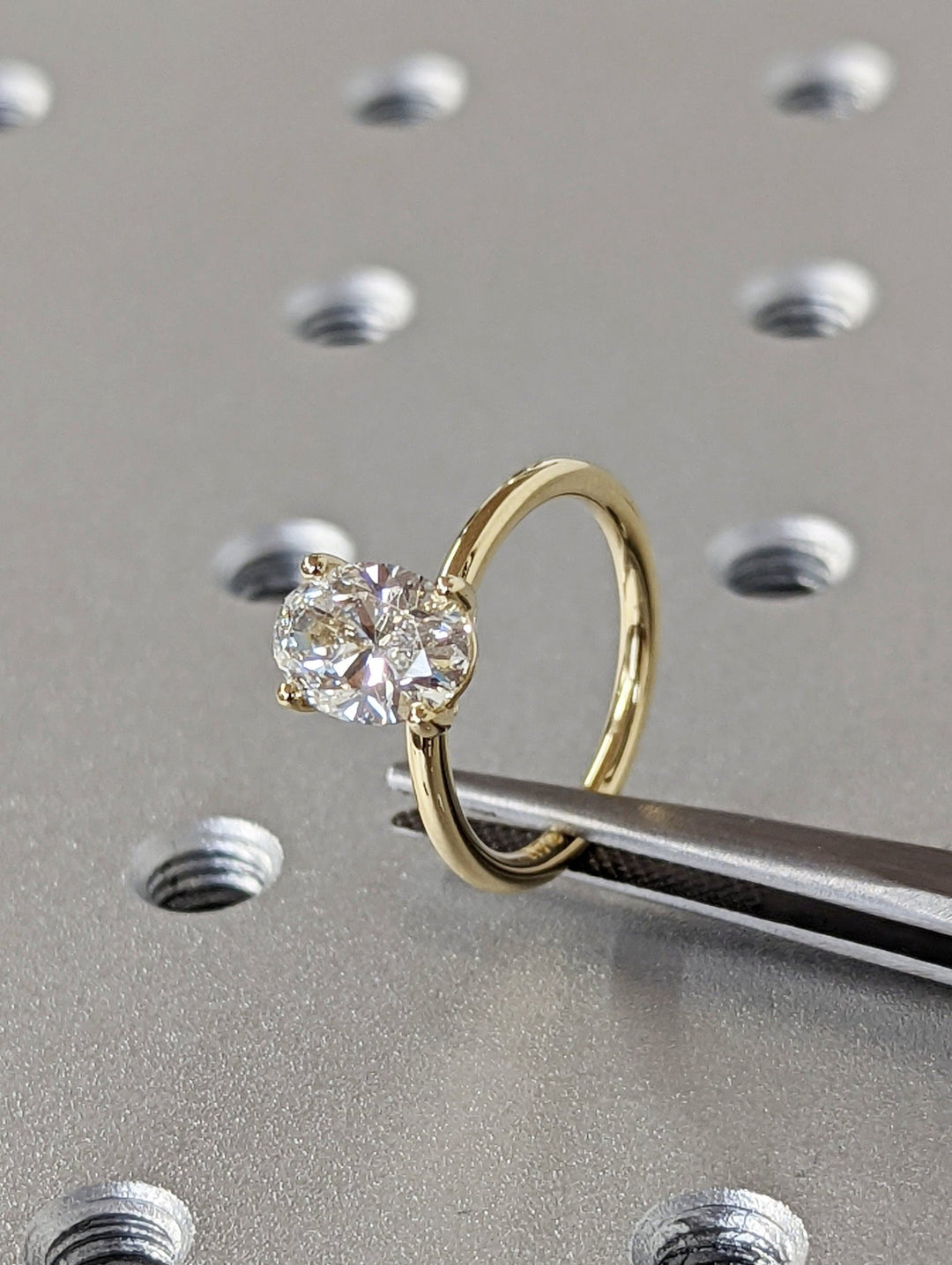 diamond ring with solitaire setting,