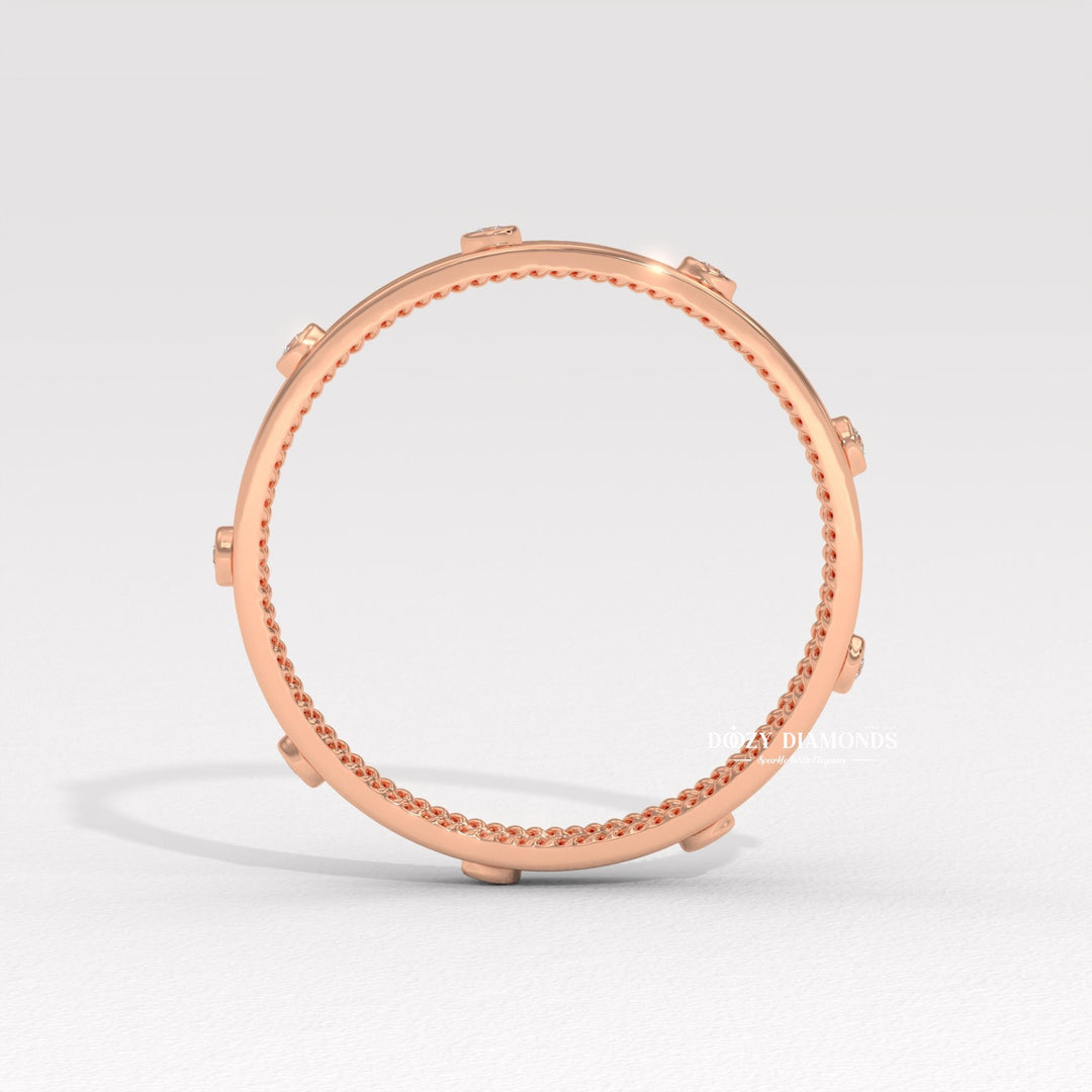 Round Diamond Flush Set Wedding Band
