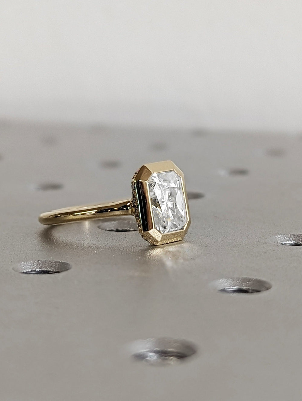 romantic diamond ring