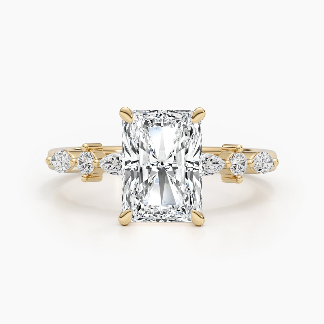 radiant diamond center stone,