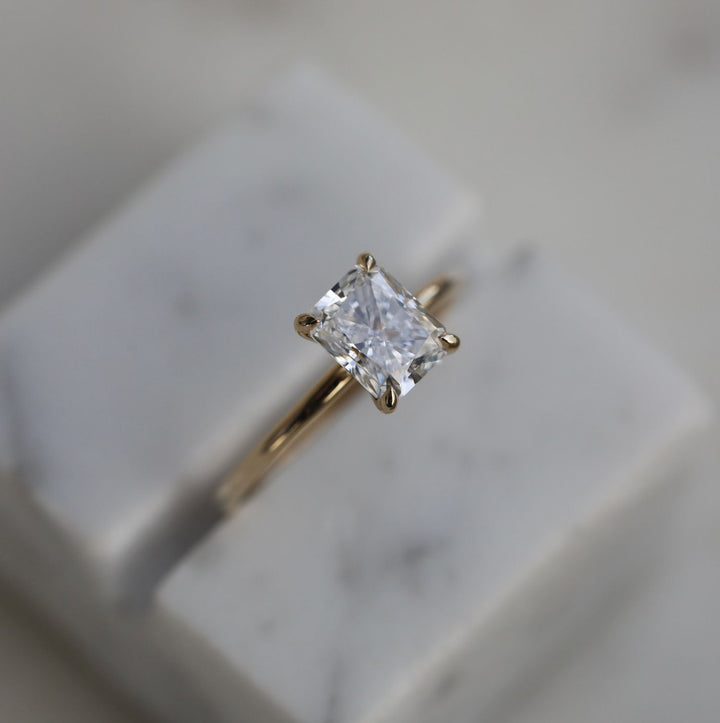 E VVS2 diamond ring,