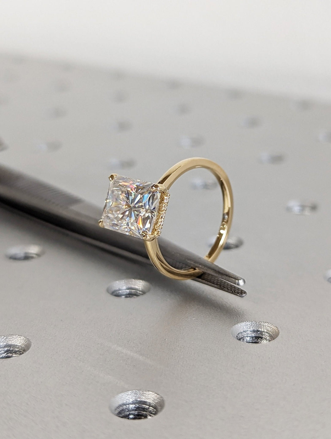 radiant cut fine diamond ring,