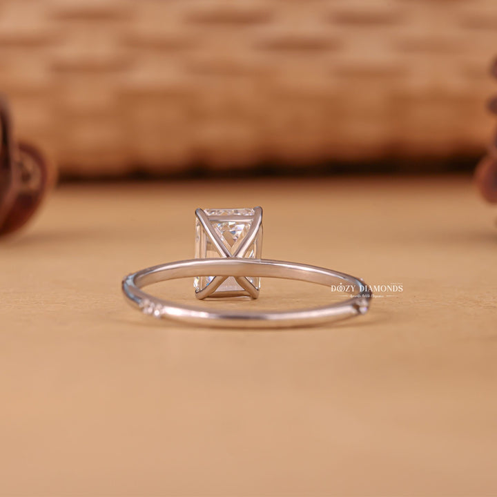 Emerald sustainable engagement ring, Emerald conflict-free engagement ring, Emerald lab-grown engagement ring, Emerald natural engagement ring, Emerald certified engagement ring, 