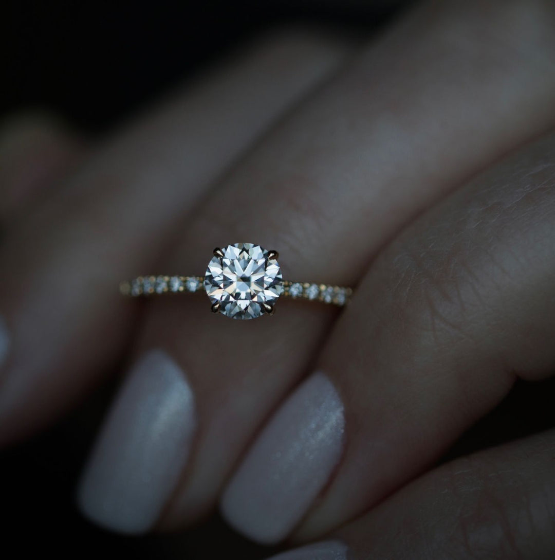 round cut diamond jewelry,