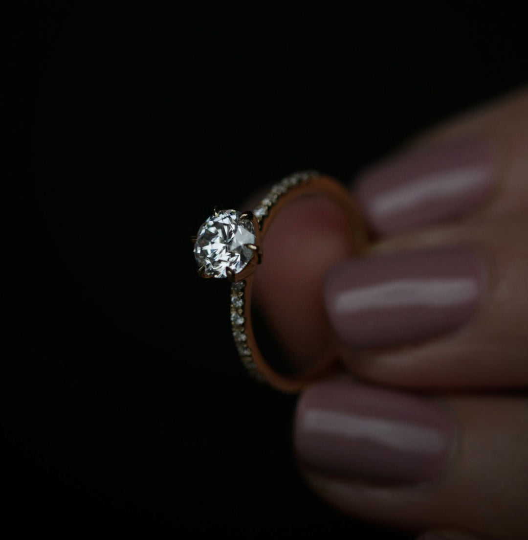 solitaire diamond ring