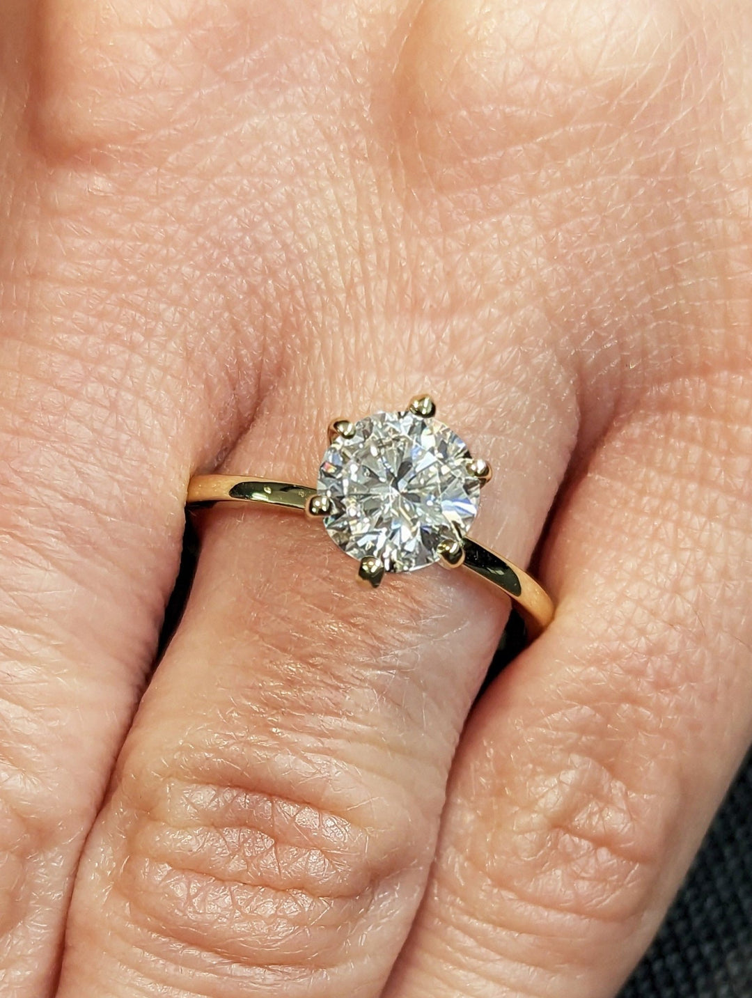 lab grown round cut diamond bridal ring,