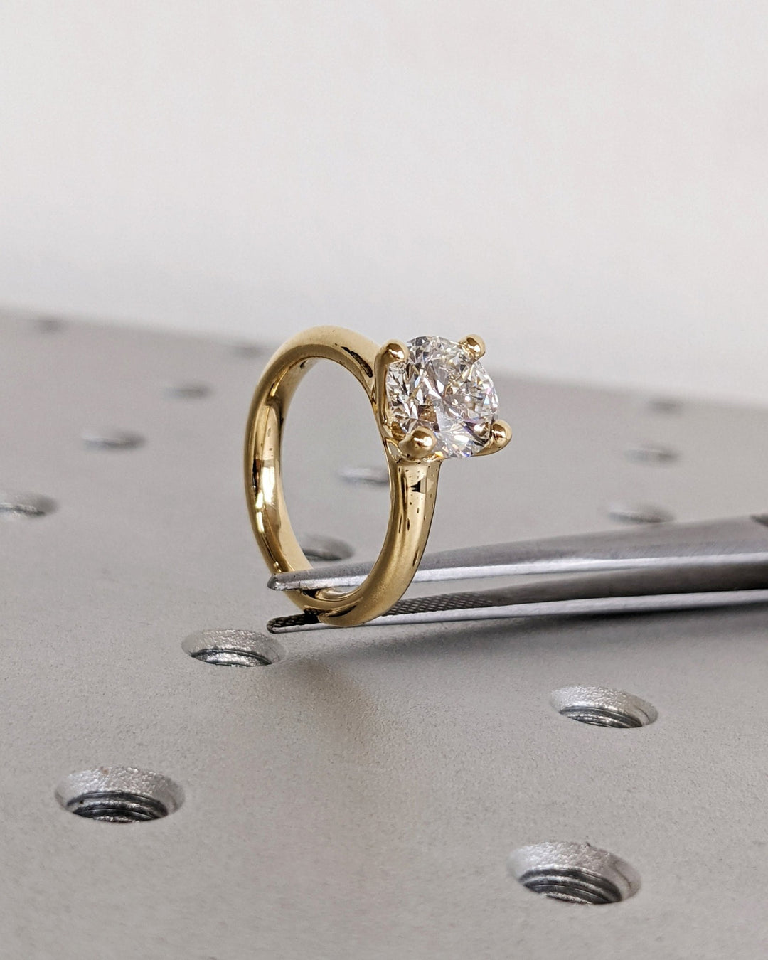dazzling diamond ring,