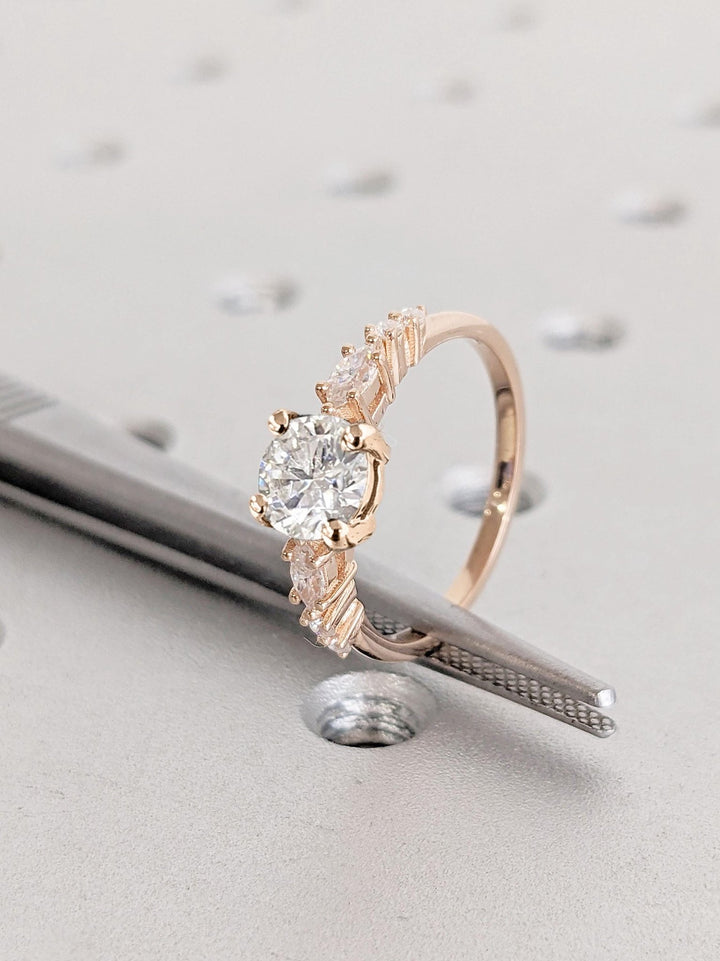 round cut diamond bridal ring,