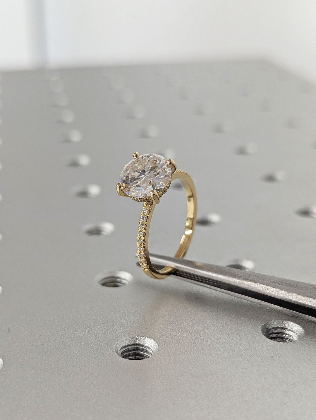 , brilliant hidden halo diamond ring,