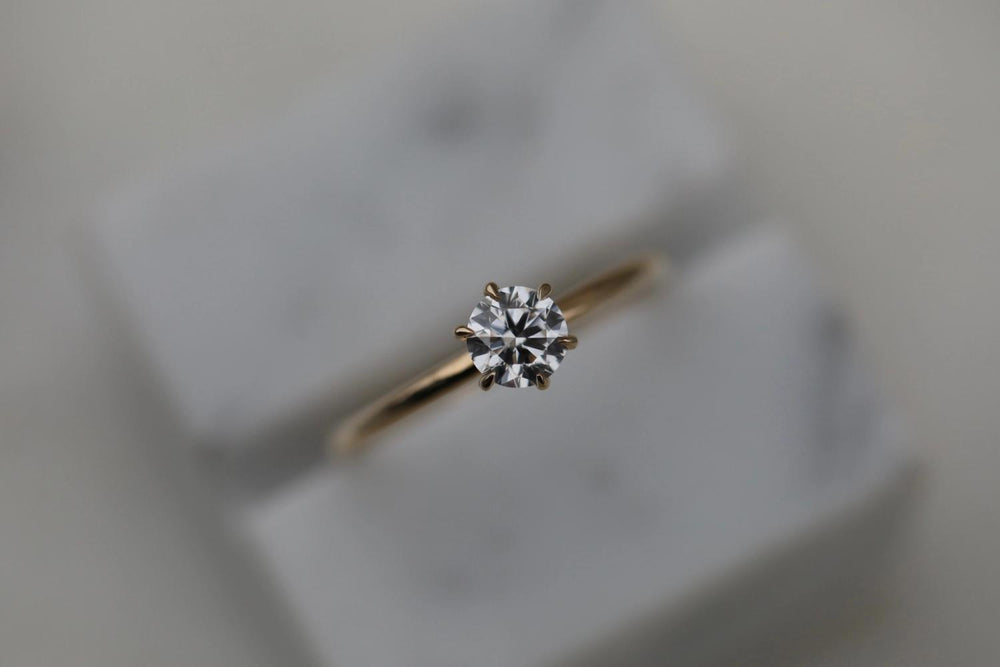 round diamond centerpiece,