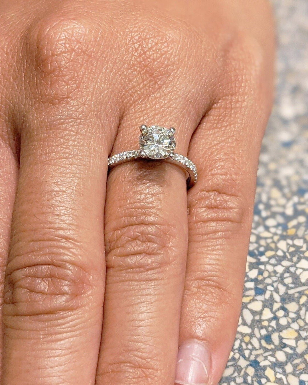 luxury proposal ring for her,
