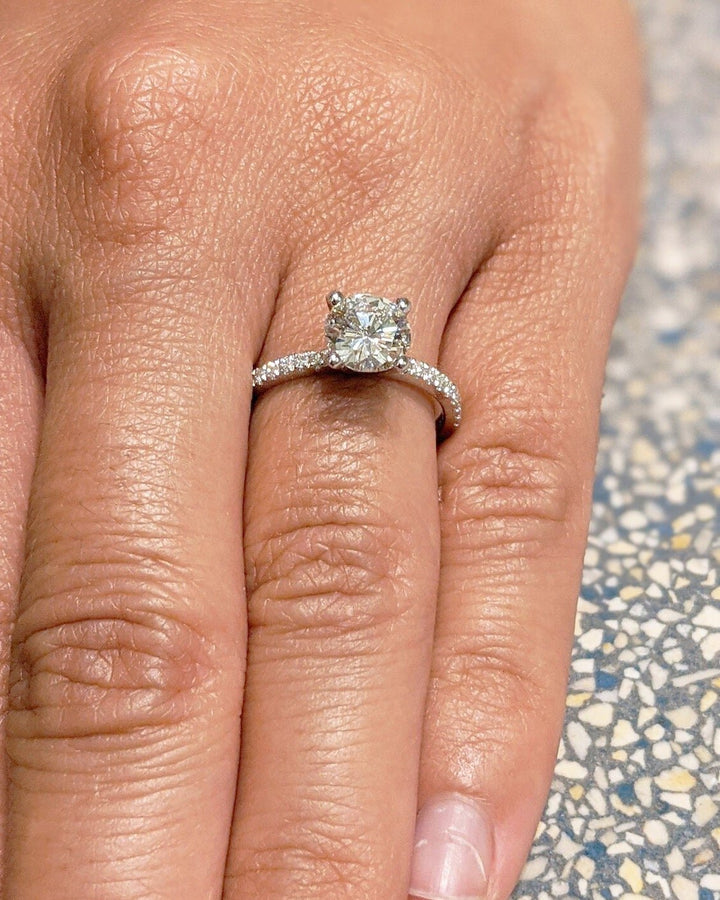 luxury proposal ring for her,
