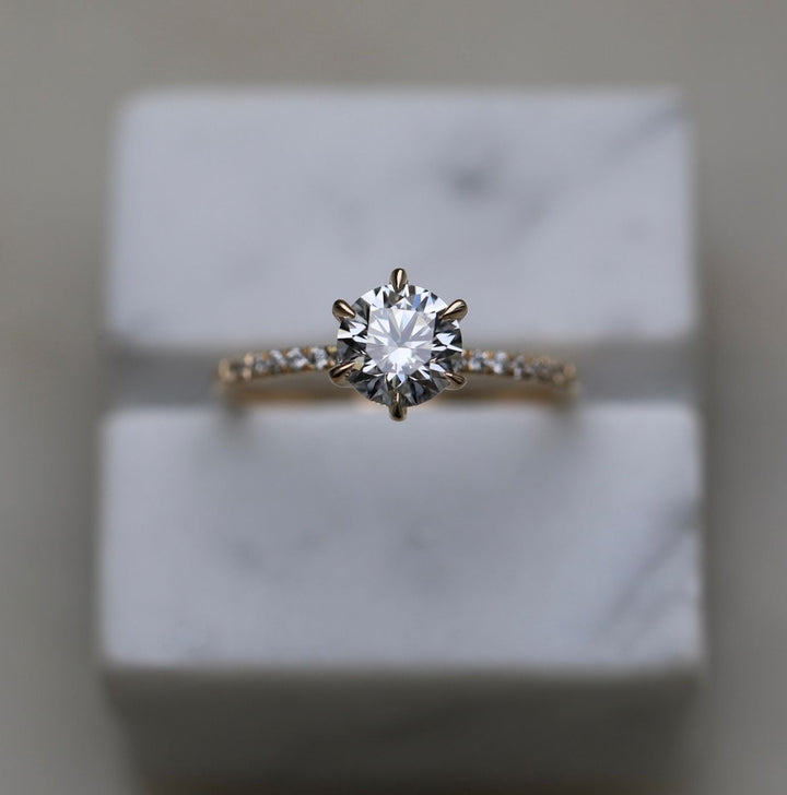 1 carat diamond ring