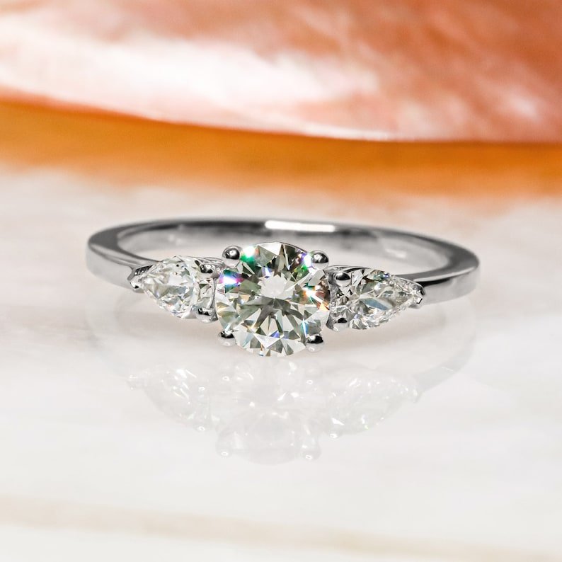 high quality diamond ring,
