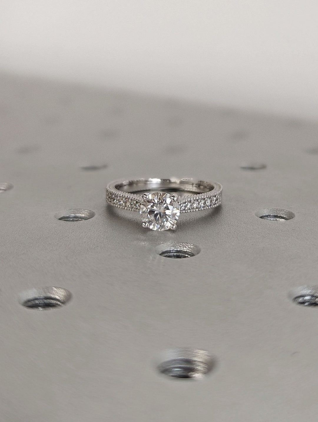 round lab grown vintage ring,