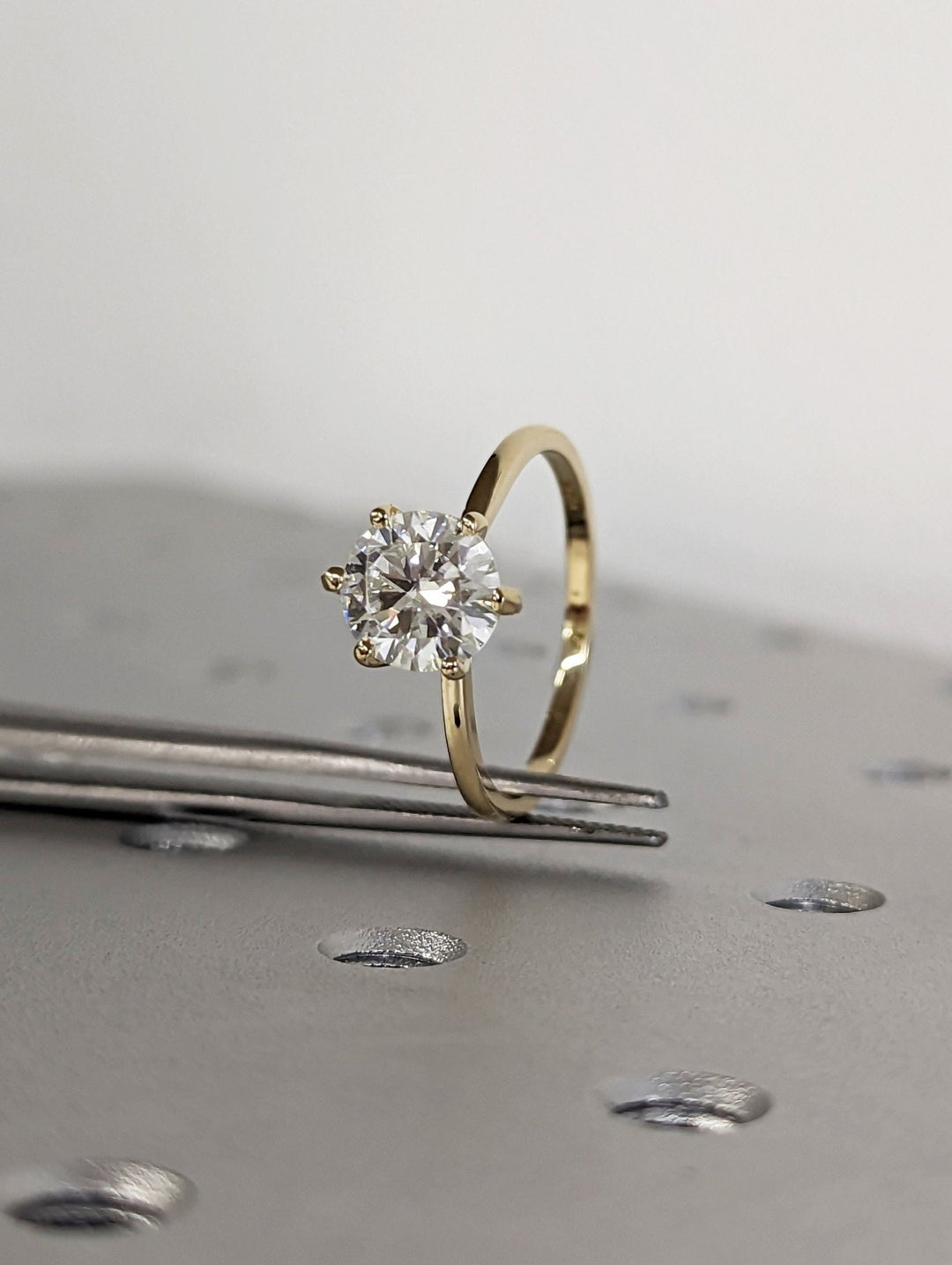 round diamond proposal ring for her,