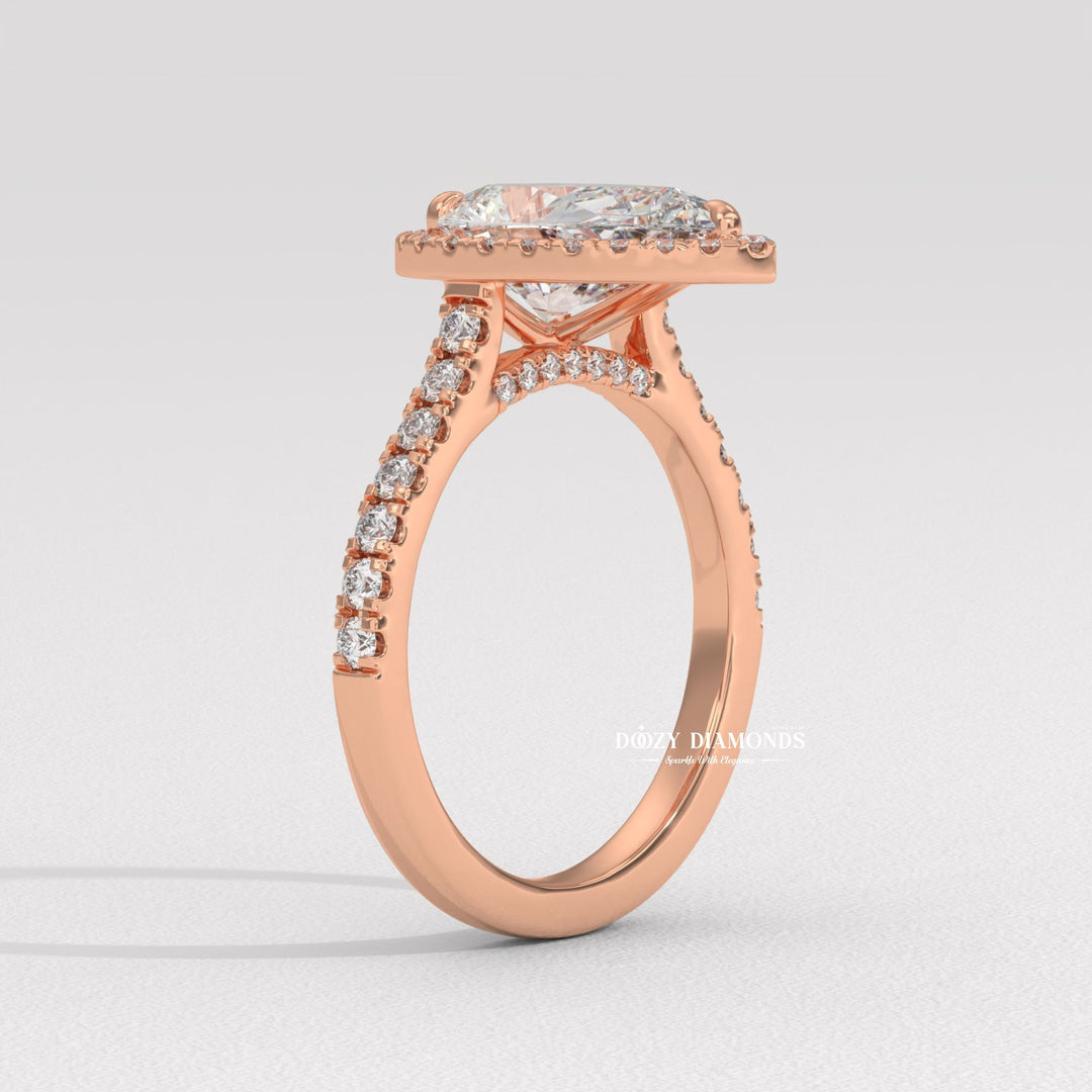 Pear shaped halo ring
Vintage style pear ring
Modern pear engagement ring
Classic pear engagement ring