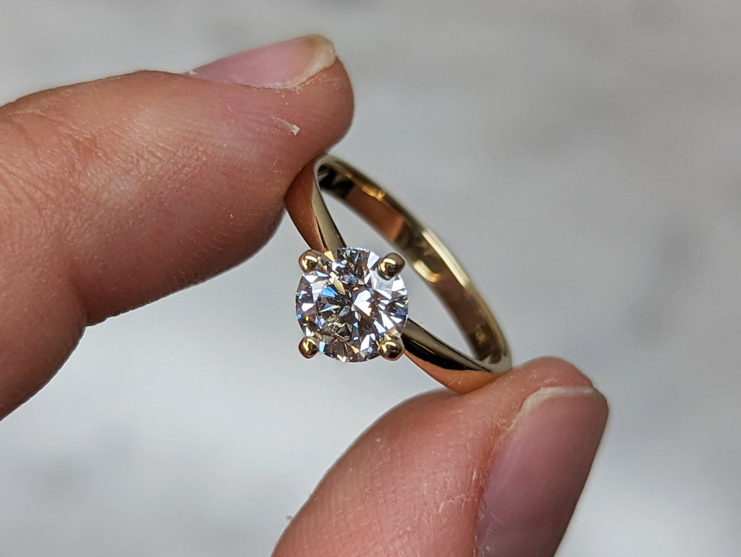 simple bridal ring, t