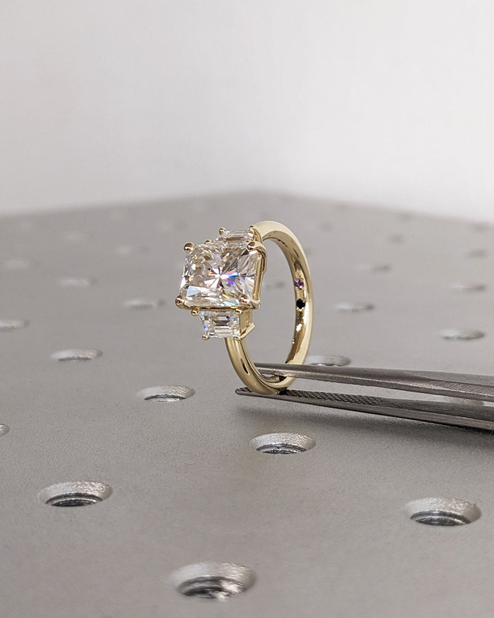 classic diamond engagement ring,