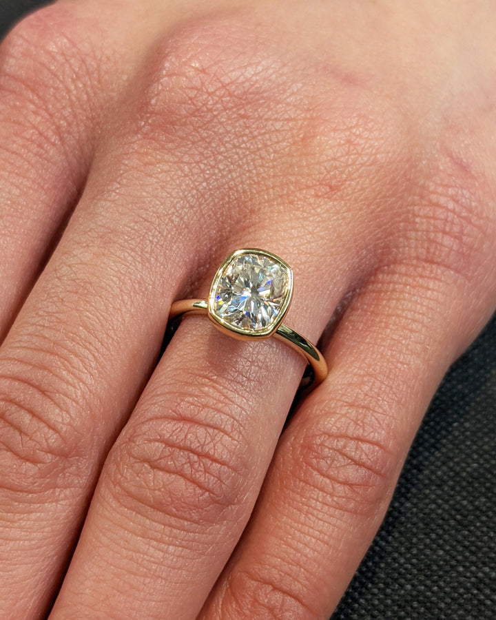 cushion cut vintage ring,