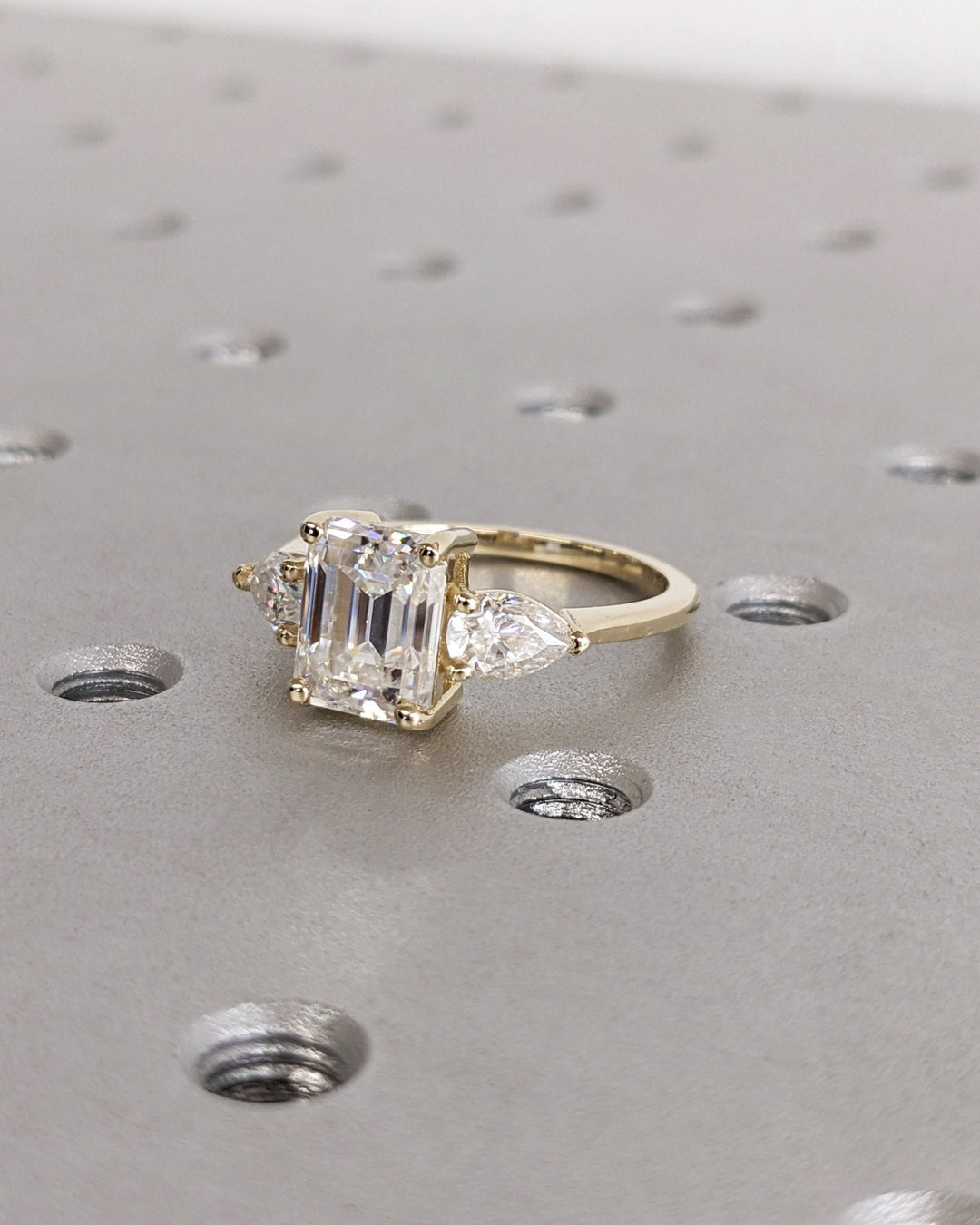elegant trilogy ring,