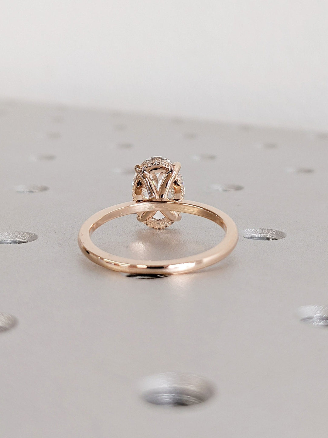 modern engagement ring,