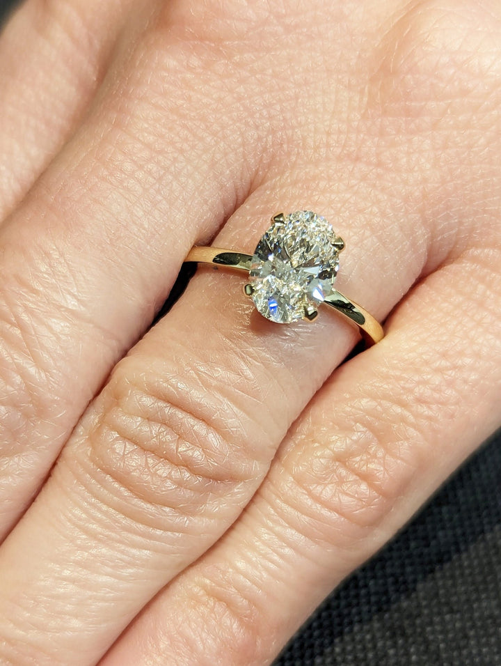 luxury engagement ring for women