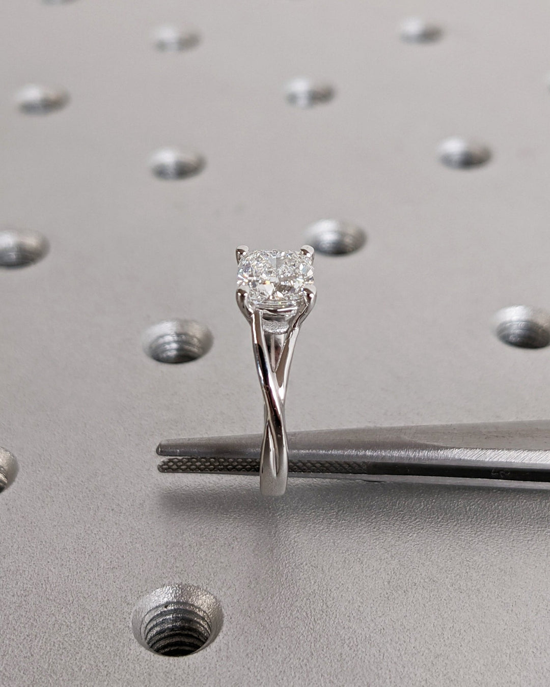 luxury wedding ring,