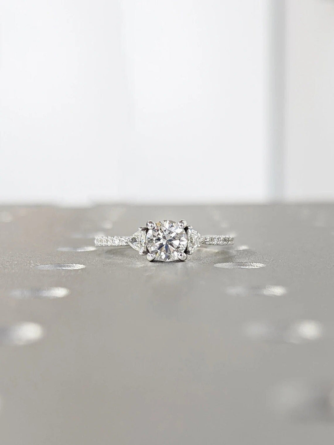 luxury round diamond engagement ring