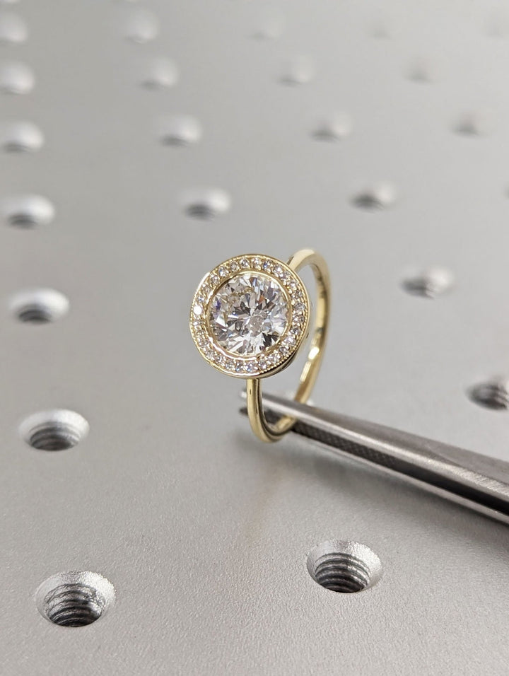 anniversary-ring
