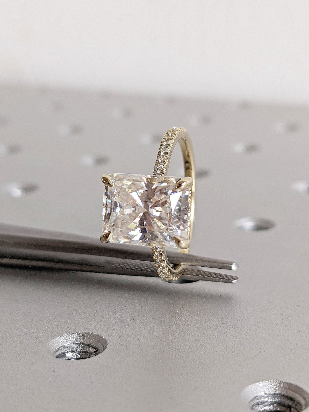 sparkling radiant diamond ring