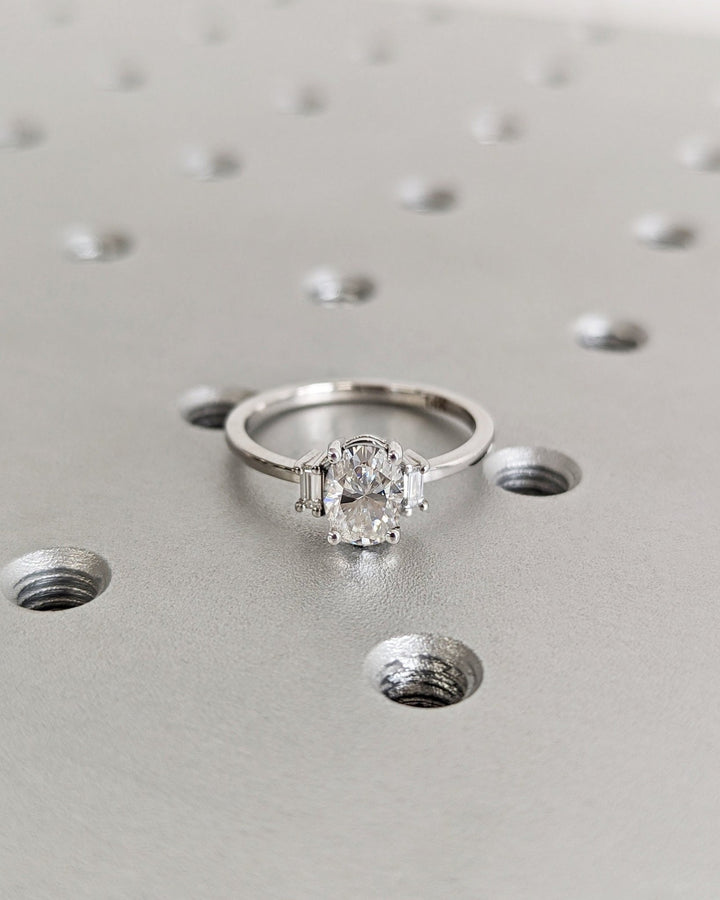 luxury proposal ring,