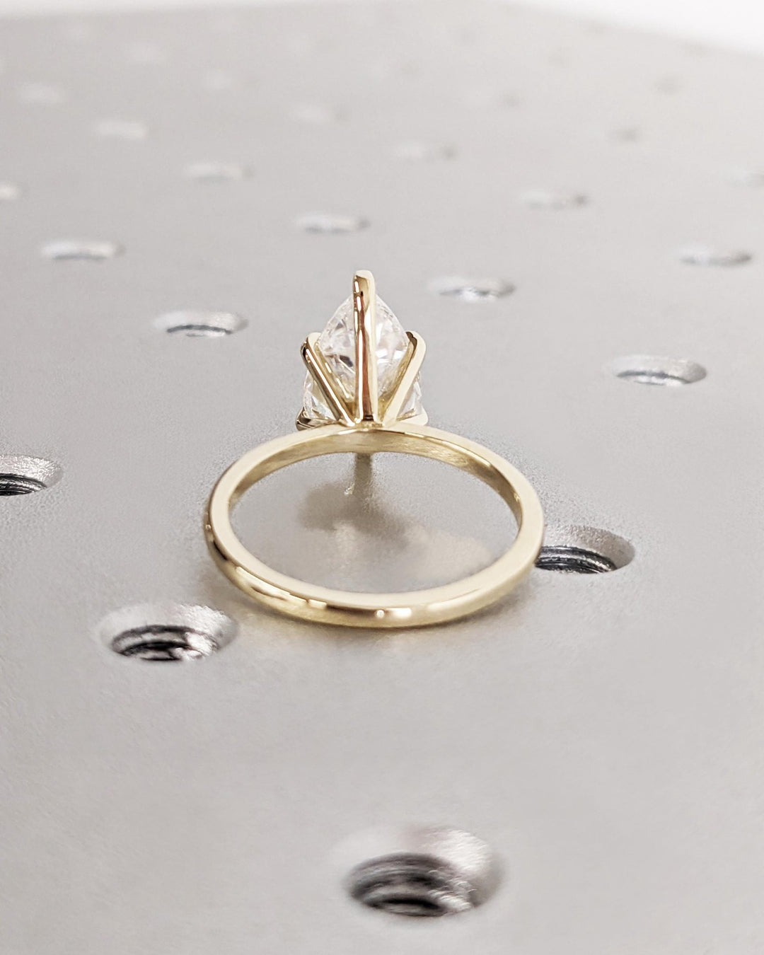 pear diamond fashion ring