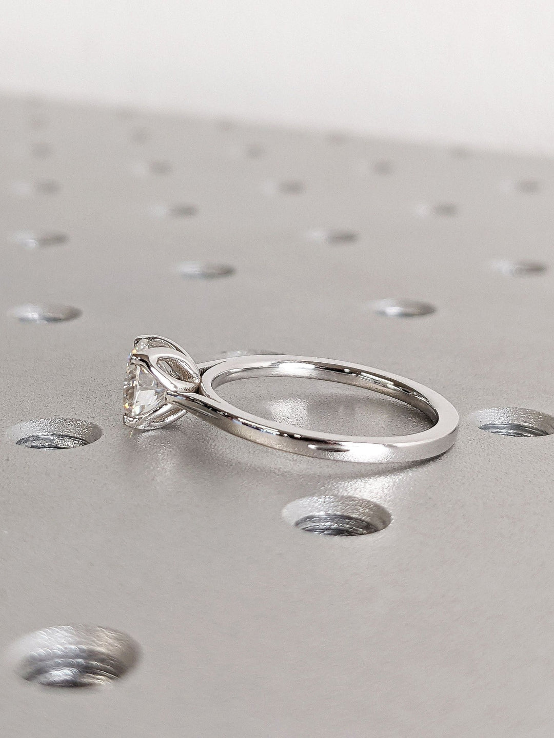 round solitaire diamond ring,