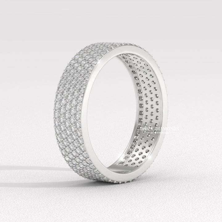 Yellow gold pave band
Rose gold wedding ring
Bold wedding band
