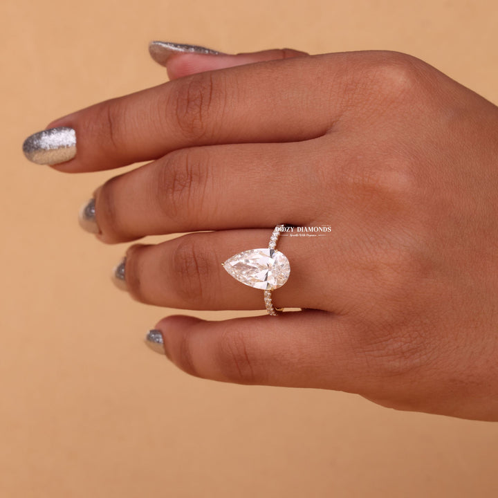 3.50CT-4.50CT Pear Cut E/VS2 Lab Grown Diamond Hidden Halo Engagement Ring