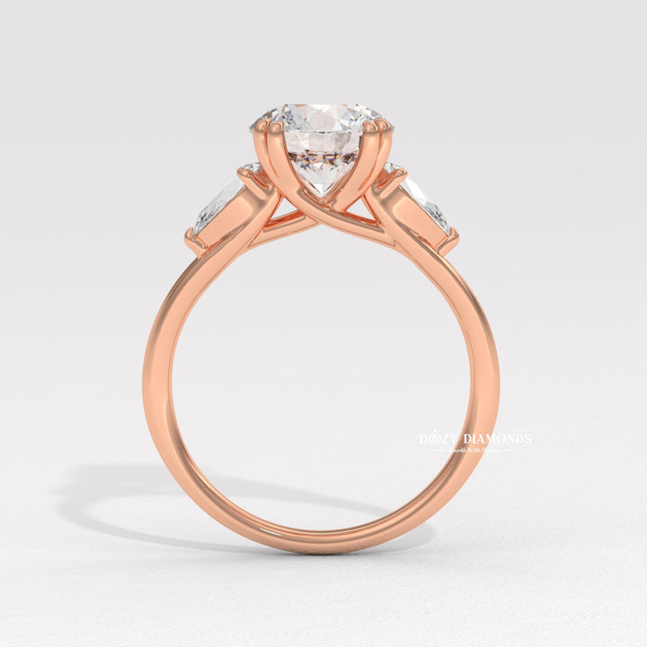 Engagement ring for women
Anniversary gift ring
VVS clarity lab diamond ring 